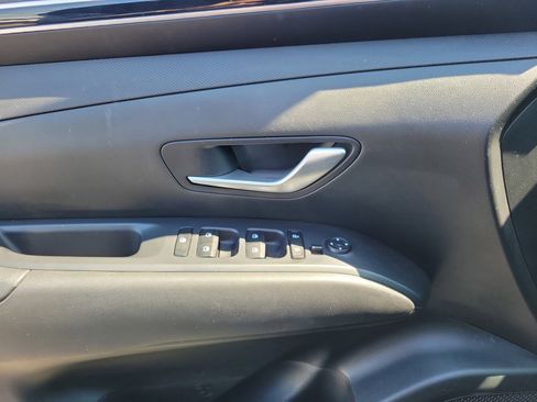 Used 2022 Hyundai Tucson SEL FWD image 17