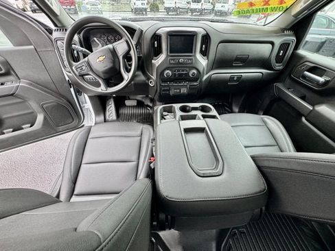 Used 2024 Chevrolet Silverado 3500 W/T w/ WT Convenience Package image 12