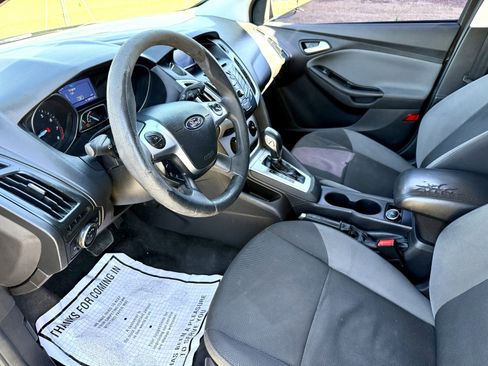 Used 2014 Ford Focus SE image 6