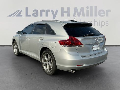 Used 2013 Toyota Venza LE image 3