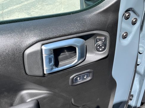 New 2026 Jeep Wrangler Unlimited Rubicon image 14