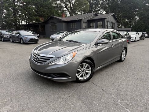 Used 2014 Hyundai Sonata GLS w/ Popular Equipment Group 2 FWD image 1