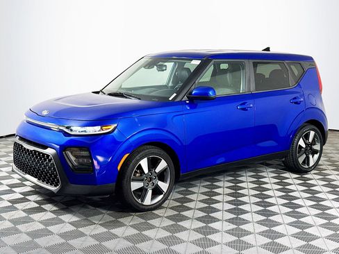 Used 2020 Kia Soul EX w/ Option Group 015 FWD image 4