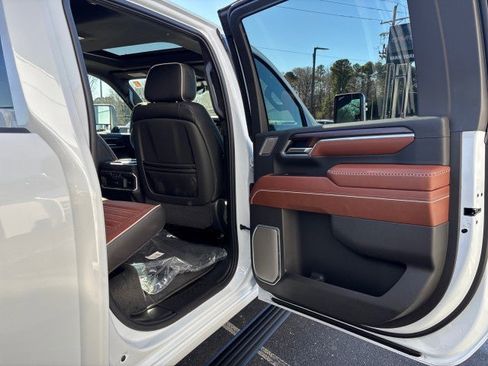 New 2026 GMC Sierra 2500 Denali Ultimate image 38