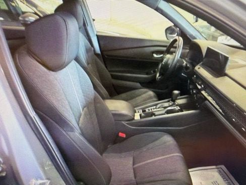 Used 2025 Honda Accord Sport image 11