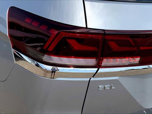 New 2026 Volkswagen Atlas SEL Premium R-Line AWD/4WD image 14