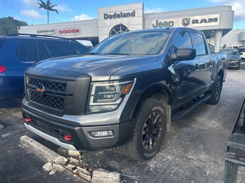 Used 2021 Nissan Titan PRO-4X w/ Pro-4x Utility Package image 5