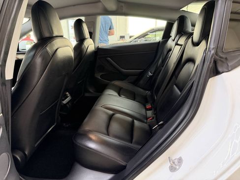 Used 2021 Tesla Model 3 Long Range AWD/4WD image 13