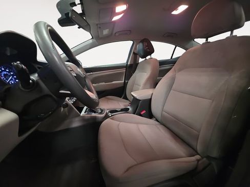 Used 2020 Hyundai Elantra SEL FWD image 9