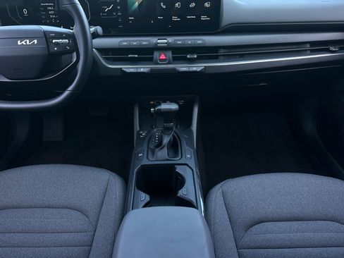 Used 2025 Kia K4 EX image 13