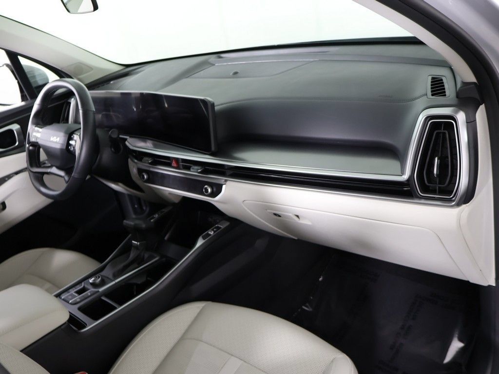 Certified 2026 Kia Sorento S FWD image 27