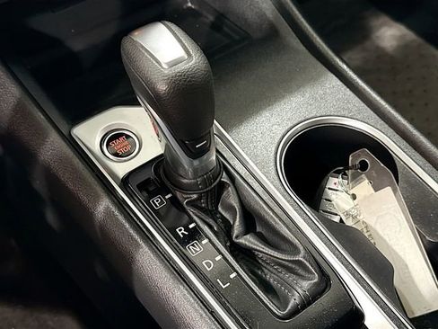 Used 2022 Nissan Altima 2.5 SV image 17