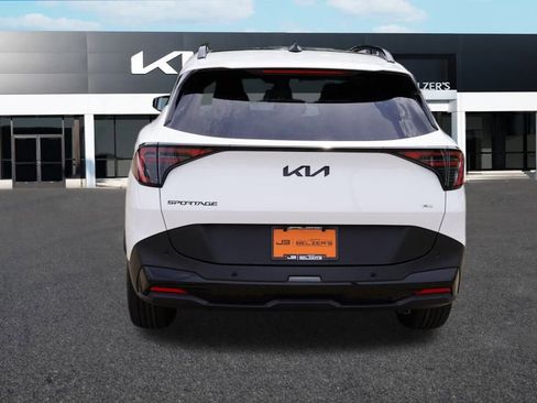 New 2026 Kia Sportage X-Line w/ X-Line Technology Package image 4