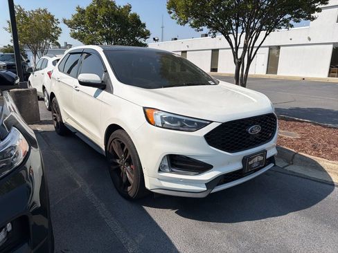 Certified 2022 Ford Edge ST w/ Equipment Group 401A AWD/4WD image 6