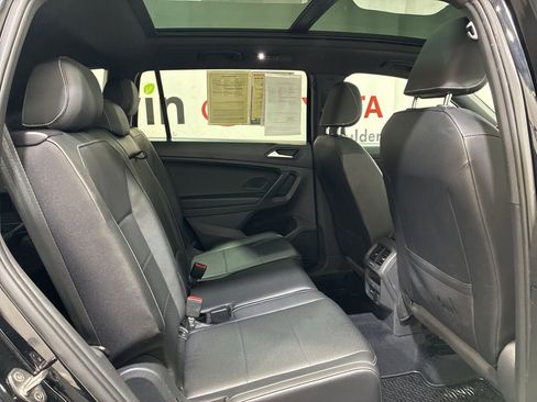 Used 2021 Volkswagen Tiguan SE R-Line w/ 3rd Row Seat Package AWD/4WD image 15