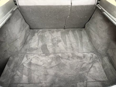 Used 2013 Tesla Model S Performance image 11