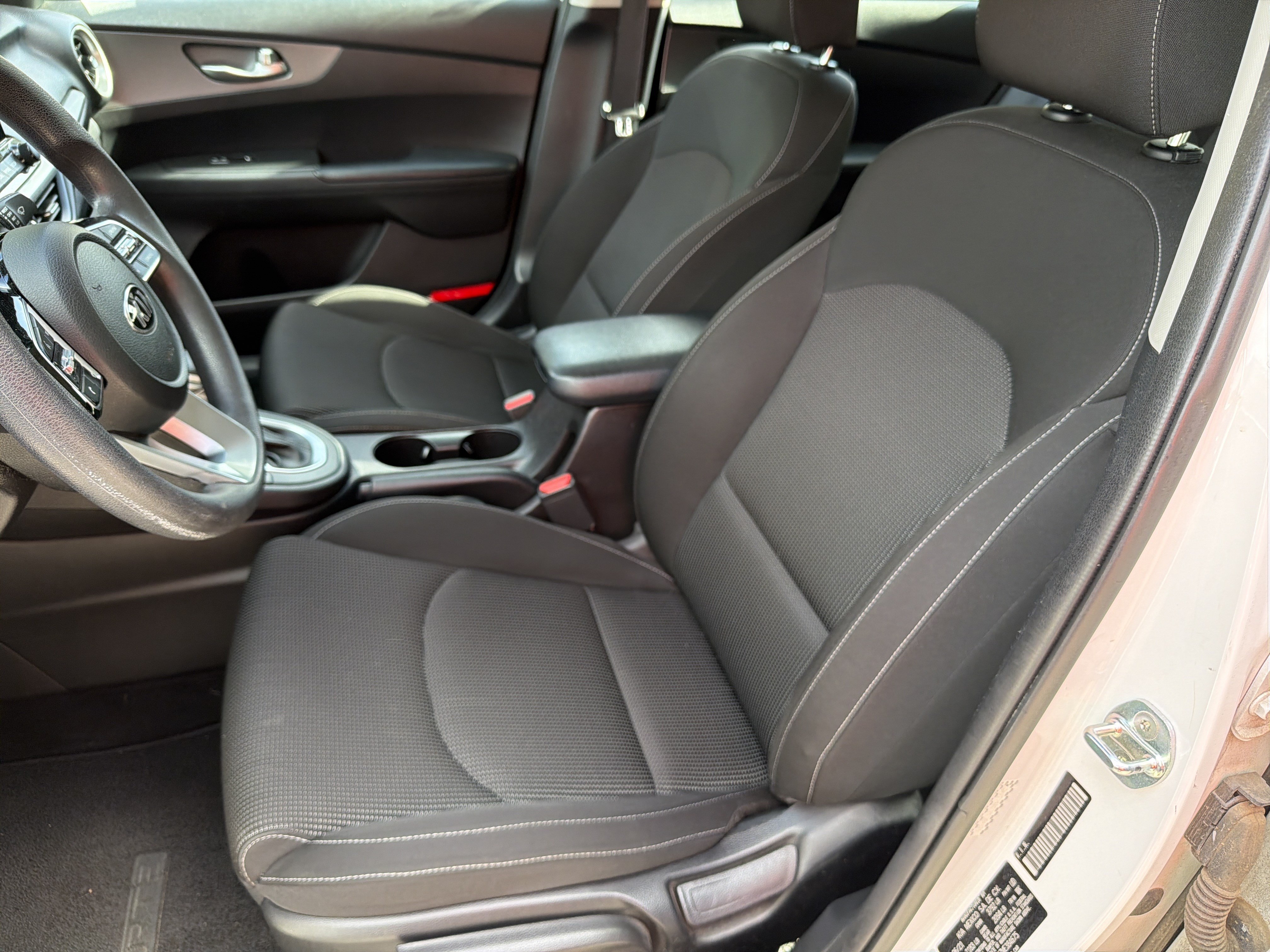 Used 2021 Kia Forte LXS FWD image 14