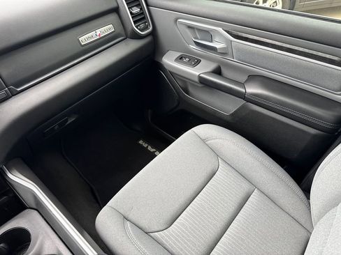 Used 2020 RAM 1500 Lone Star RWD image 16