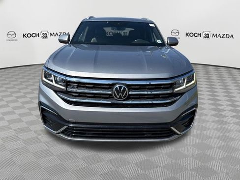 Used 2022 Volkswagen Atlas Cross Sport SEL R-Line image 2