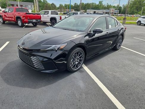 New 2026 Toyota Camry XLE AWD/4WD image 8