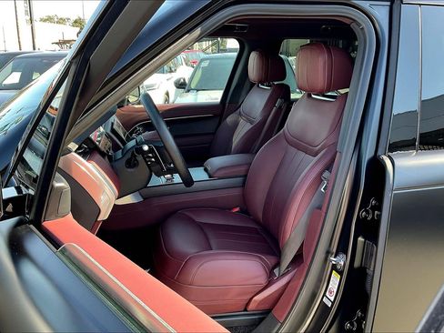 New 2026 Land Rover Range Rover SE image 14
