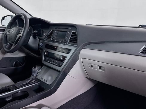 Used 2016 Hyundai Sonata SE image 47