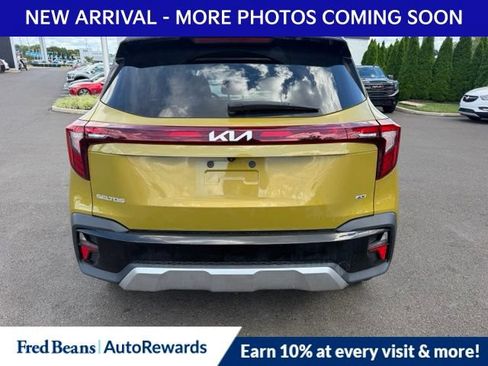 Used 2024 Kia Seltos S AWD/4WD image 6