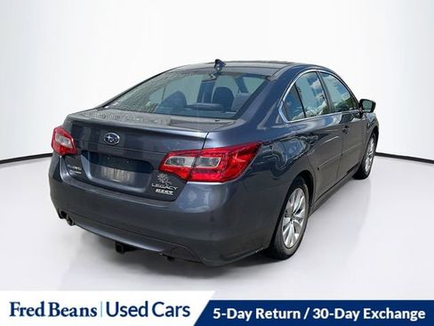 Used 2017 Subaru Legacy 2.5i Premium w/ Moonroof Package AWD/4WD image 10