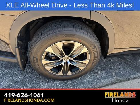 Used 2026 Toyota Highlander XLE AWD/4WD image 46