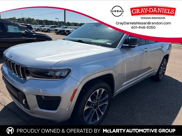 Used 2021 Jeep Grand Cherokee L Overland w/ Luxury Tech Group IV AWD/4WD image 1