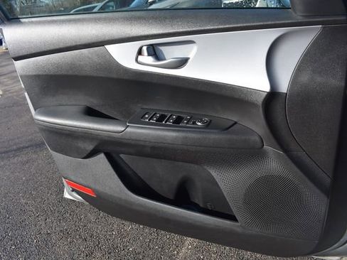 Certified 2023 Kia Forte LXS image 27