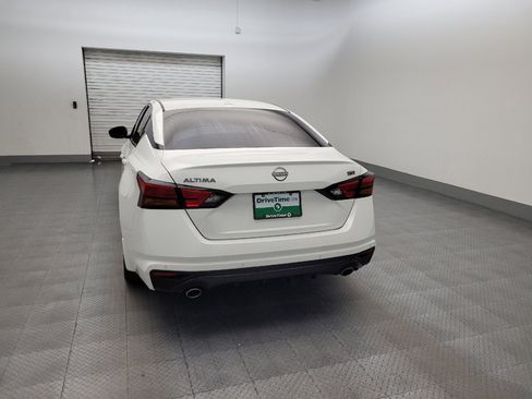 Used 2024 Nissan Altima 2.5 SR w/ SR Premium Package FWD image 6