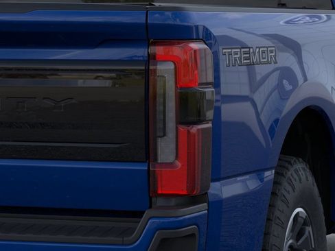 New 2026 Ford F250 Platinum w/ Tremor Off-Road Package AWD/4WD image 24