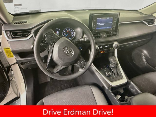 Certified 2020 Toyota RAV4 XLE w/ Convenience Package AWD/4WD image 7