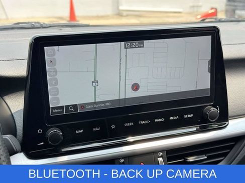 Used 2023 Kia Forte GT-Line w/ GT-Line Technology Package FWD image 3