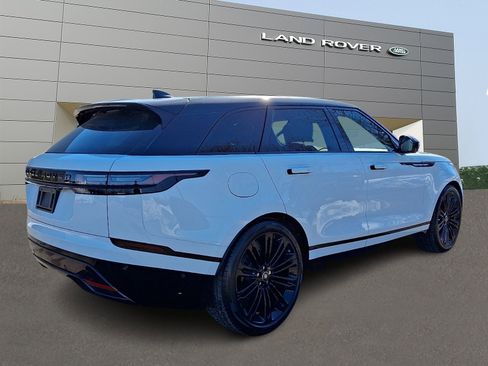 New 2026 Land Rover Range Rover Velar Dynamic SE image 2