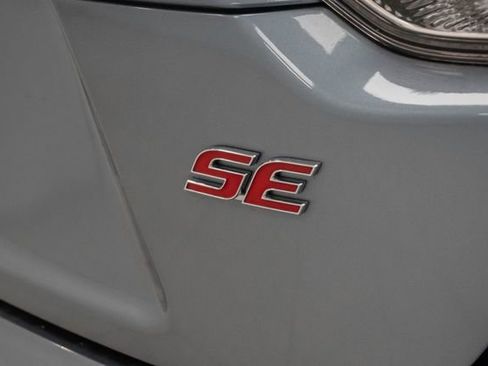 Used 2024 Toyota Corolla SE image 11