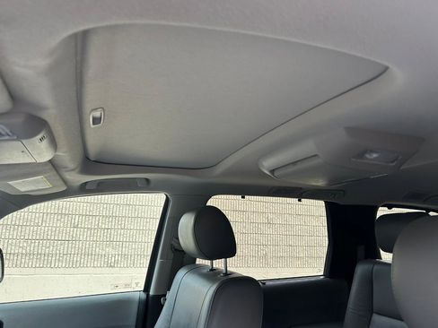 Used 2015 Toyota Sequoia Platinum AWD/4WD image 12