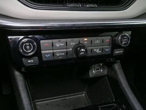 Used 2023 Jeep Compass Limited w/ Elite Group AWD/4WD image 27
