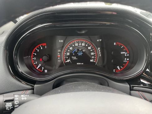 Used 2025 Dodge Durango GT w/ Blacktop Package image 15