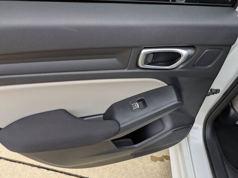 Used 2024 Honda Civic EX image 11