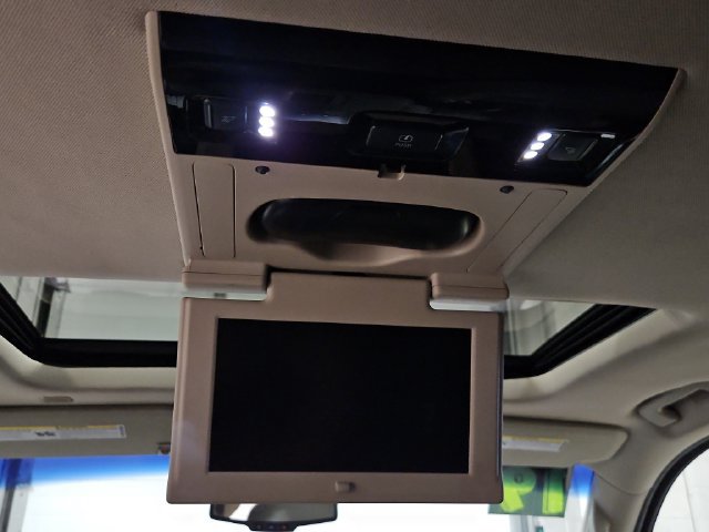 Used 2019 GMC Yukon XL Denali w/ Open Road Package AWD/4WD image 30