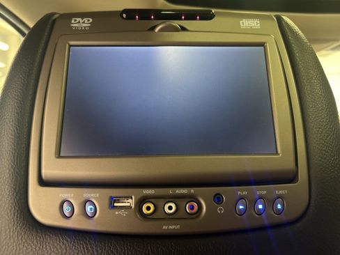 Used 2011 Ford Edge Limited w/ 302A Rapid Spec Order Code image 26