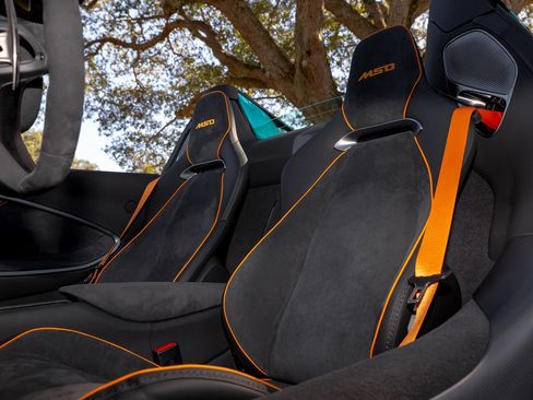 New 2025 McLaren Artura Performance image 25