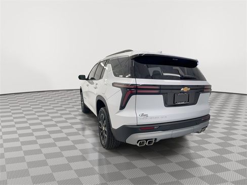 New 2026 Chevrolet Traverse LT w/ Sun and Wheel Package image 9