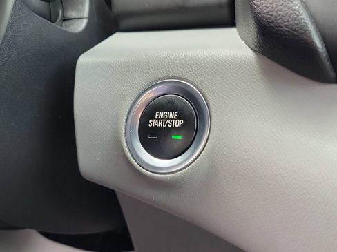 Used 2021 GMC Terrain SLT FWD image 27