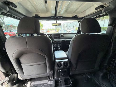 Used 2021 Jeep Gladiator Sport AWD/4WD image 20