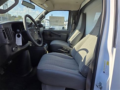 New 2024 Chevrolet Express 3500 1WT w/ Power Convenience Package image 10