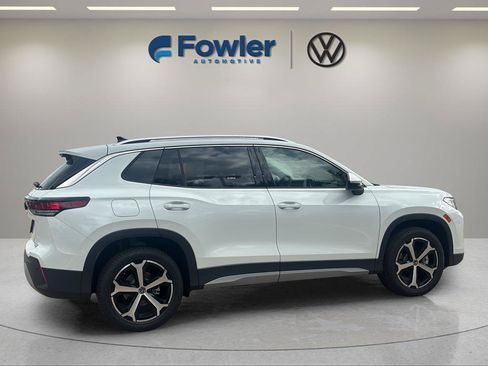 New 2026 Volkswagen Tiguan SE AWD/4WD image 8