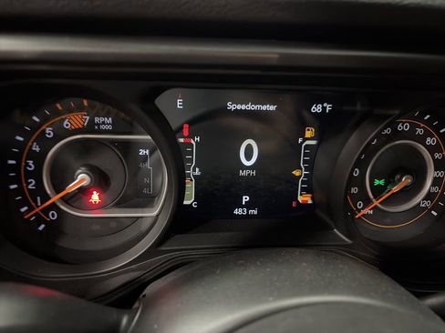 Used 2024 Jeep Wrangler Unlimited Sport AWD/4WD image 16